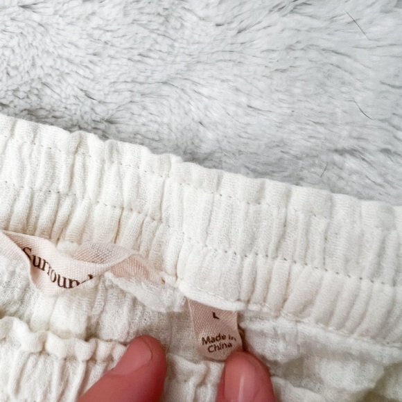 SOFT SURROUNDING Gauzy Wide Leg Cream Ruffle Hem Layered Pants - Picture 6 of 11